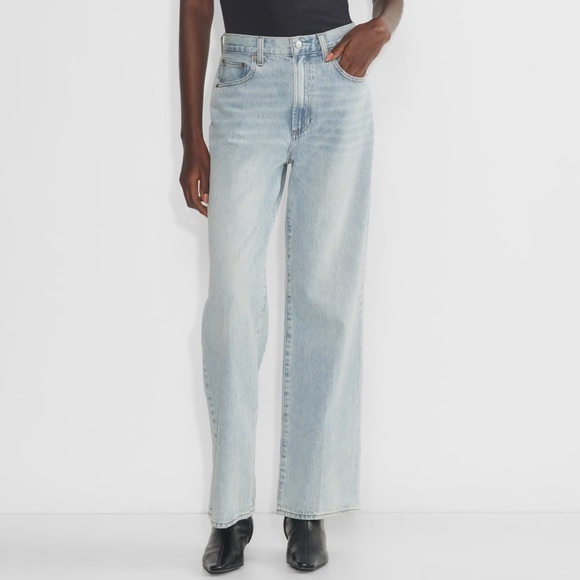 Denim Forum The Farrah Hi-Rise Wide Jean - Picture 1 of 6